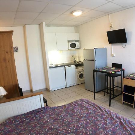 Appartement Meuble N°3 - 15 Min Dampierre - 25 Min Belleville - Wifi Gien Esterno foto